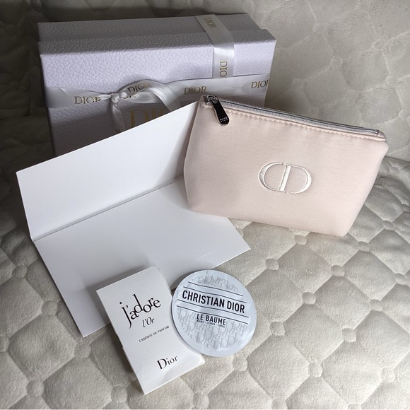 Christian Dior Bundle with a pouch, box with ribbon, card/envelope, perfumes - Picture 1 of 6